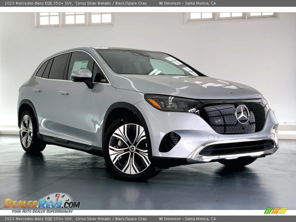 Front 3/4 View of 2023 Mercedes-Benz EQE 350+ SUV Photo #11