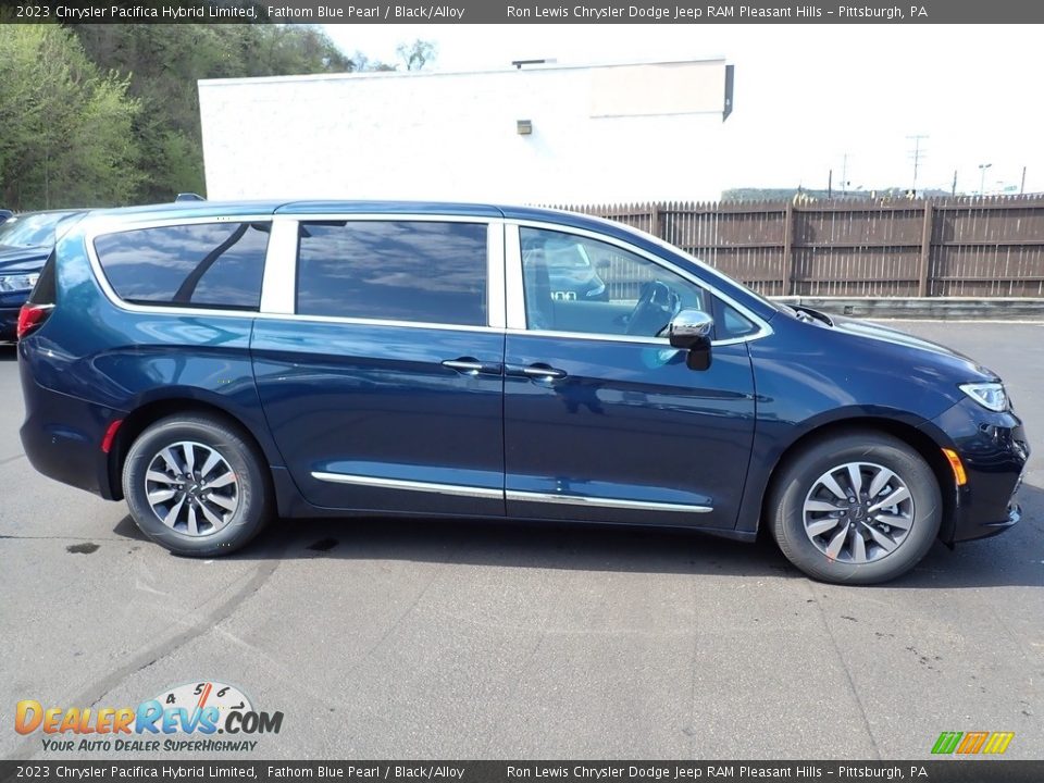 Fathom Blue Pearl 2023 Chrysler Pacifica Hybrid Limited Photo #7