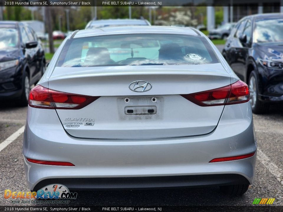 2018 Hyundai Elantra SE Symphony Silver / Black Photo #6