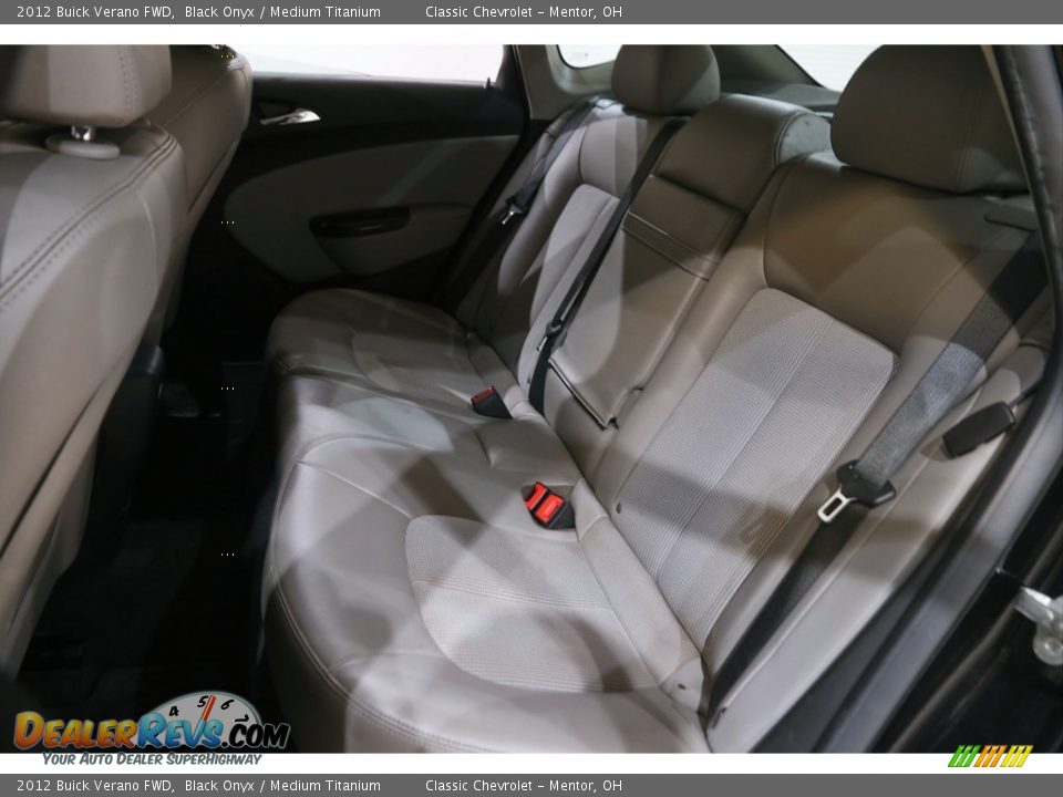 2012 Buick Verano FWD Black Onyx / Medium Titanium Photo #15