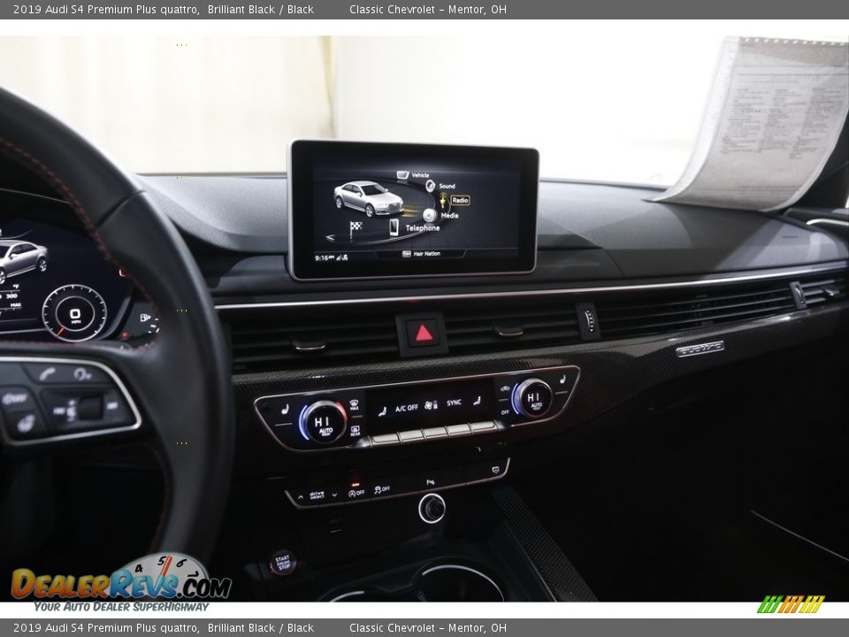 Dashboard of 2019 Audi S4 Premium Plus quattro Photo #9