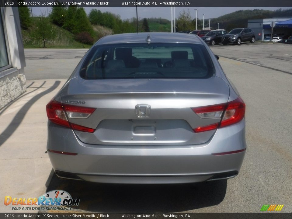 2019 Honda Accord LX Sedan Lunar Silver Metallic / Black Photo #8