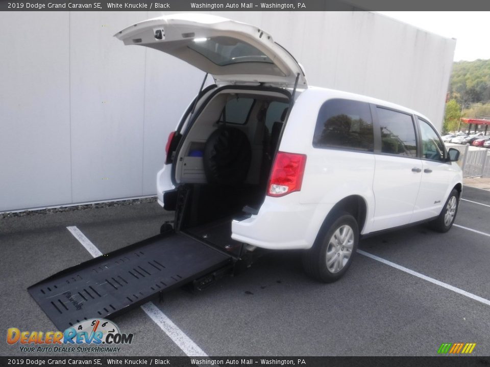 2019 Dodge Grand Caravan SE White Knuckle / Black Photo #3