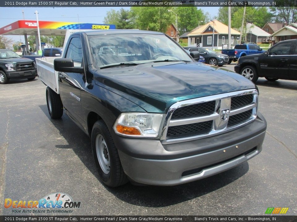 Front 3/4 View of 2011 Dodge Ram 1500 ST Regular Cab Photo #5