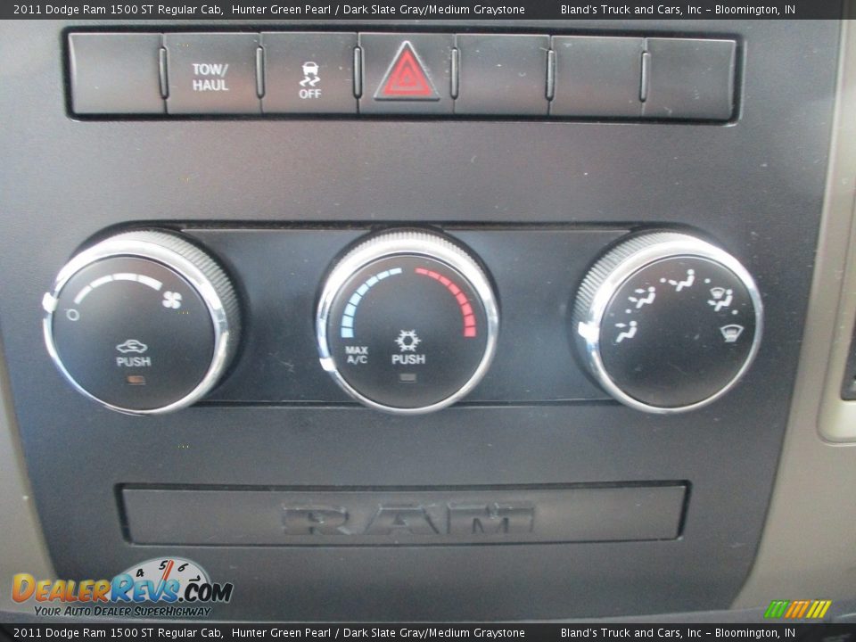 2011 Dodge Ram 1500 ST Regular Cab Hunter Green Pearl / Dark Slate Gray/Medium Graystone Photo #13