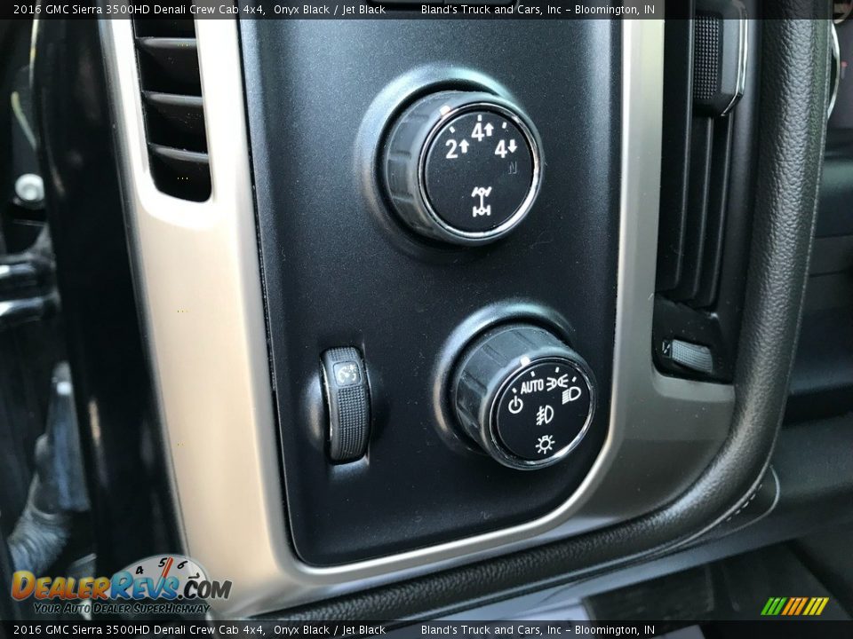 Controls of 2016 GMC Sierra 3500HD Denali Crew Cab 4x4 Photo #14
