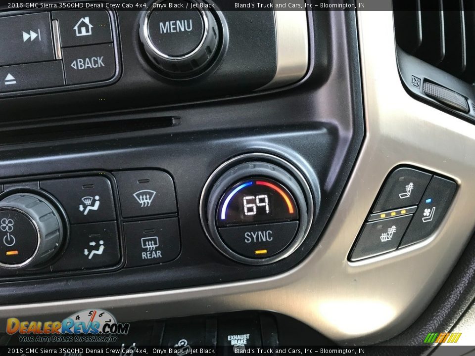 Controls of 2016 GMC Sierra 3500HD Denali Crew Cab 4x4 Photo #26