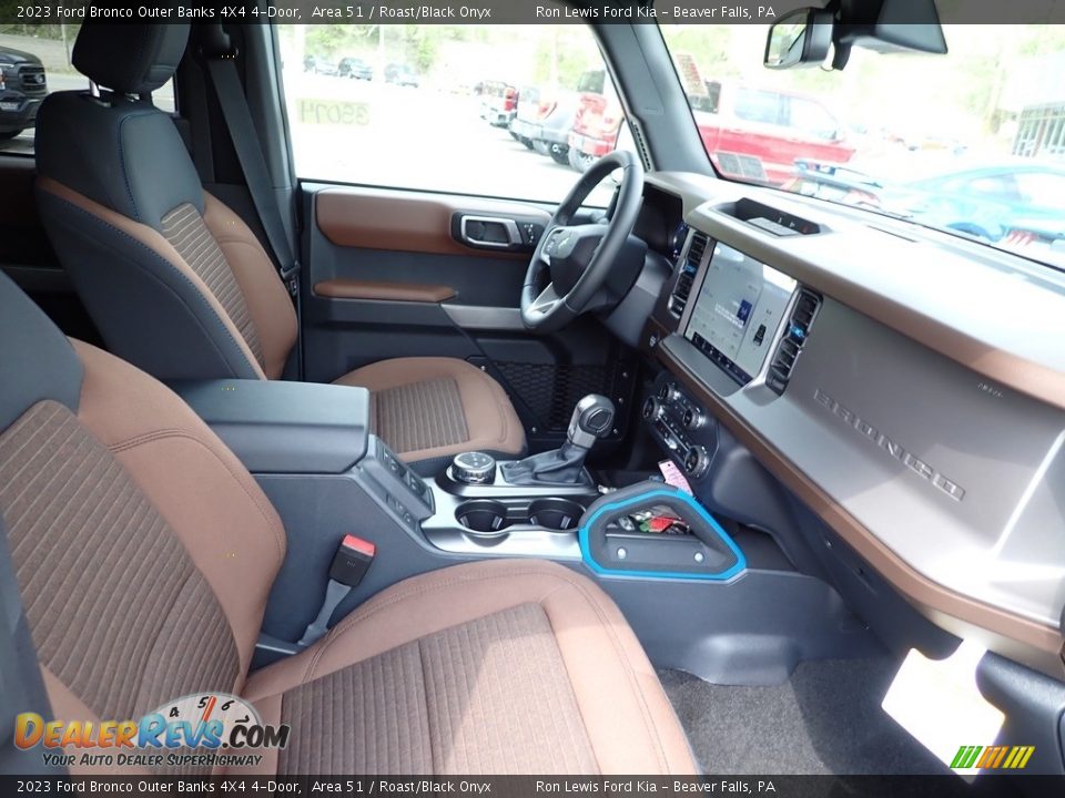 Front Seat of 2023 Ford Bronco Outer Banks 4X4 4-Door Photo #11