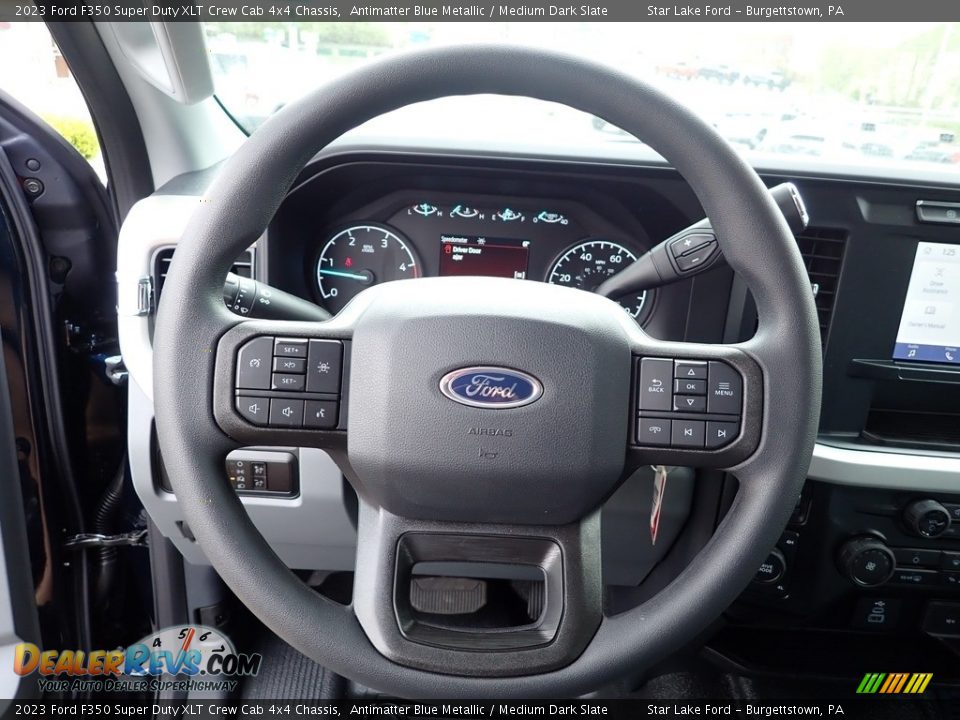 2023 Ford F350 Super Duty XLT Crew Cab 4x4 Chassis Steering Wheel Photo #14