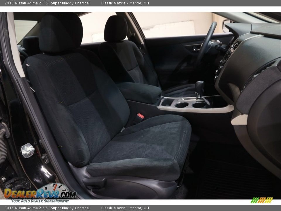 2015 Nissan Altima 2.5 S Super Black / Charcoal Photo #11
