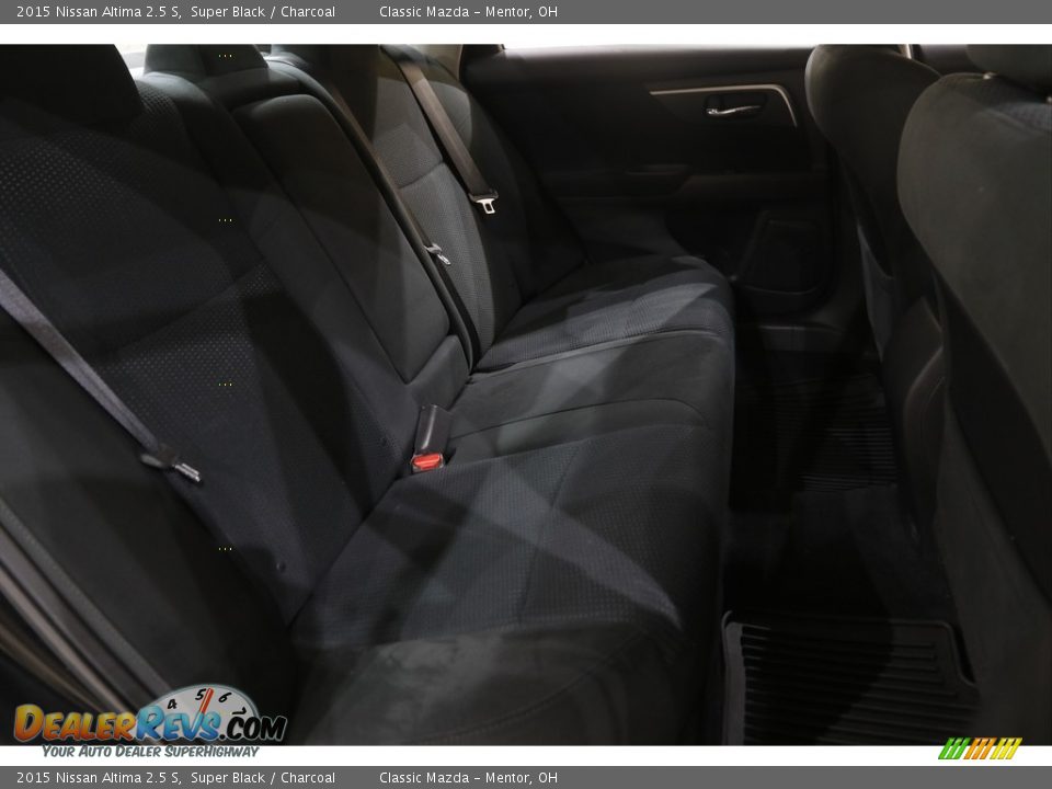 2015 Nissan Altima 2.5 S Super Black / Charcoal Photo #12