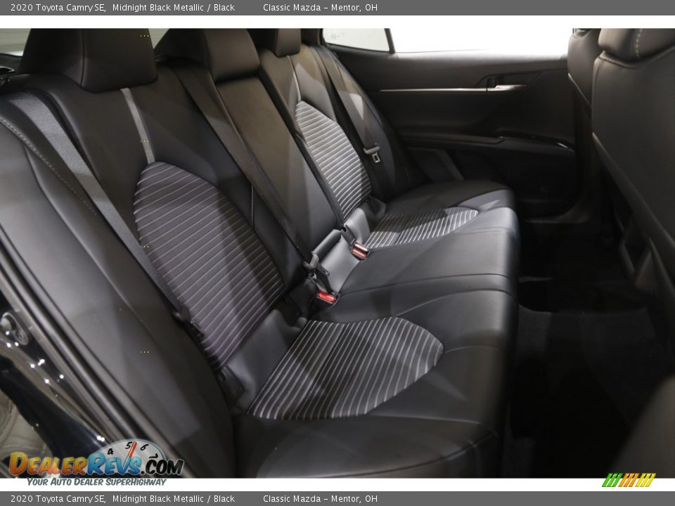 2020 Toyota Camry SE Midnight Black Metallic / Black Photo #14
