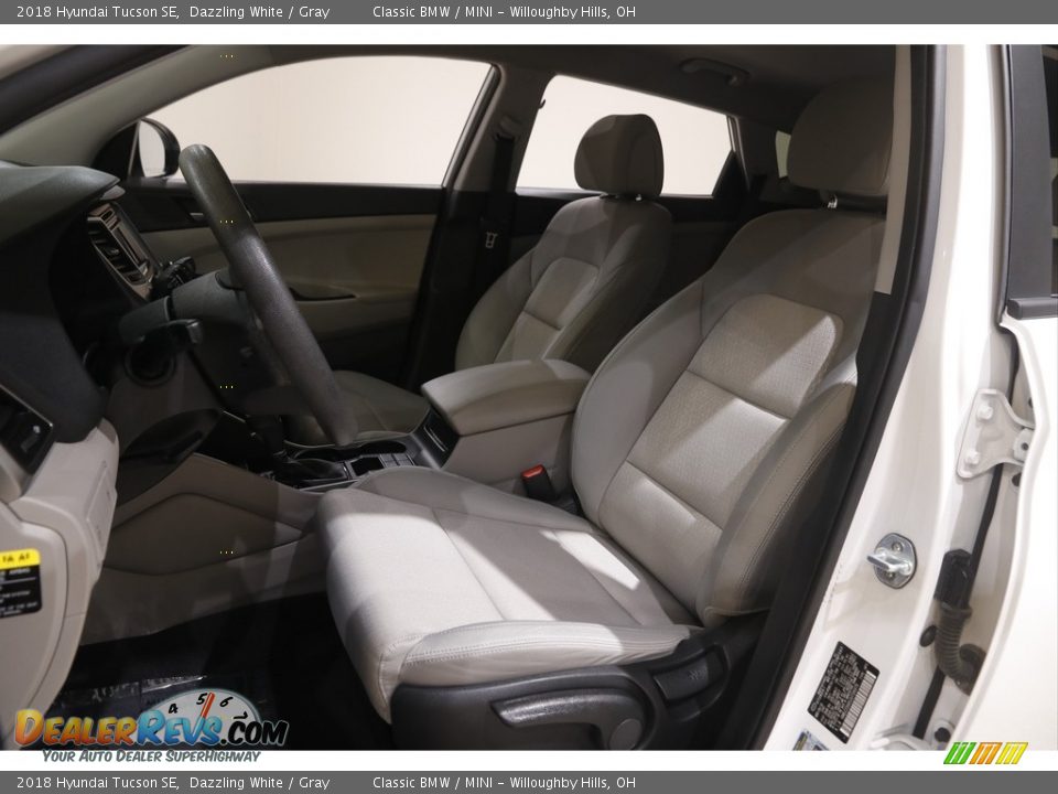 Front Seat of 2018 Hyundai Tucson SE Photo #5