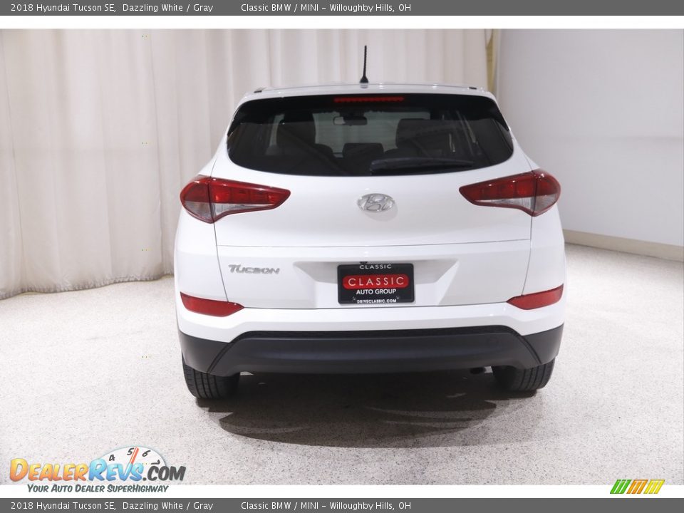 2018 Hyundai Tucson SE Dazzling White / Gray Photo #18