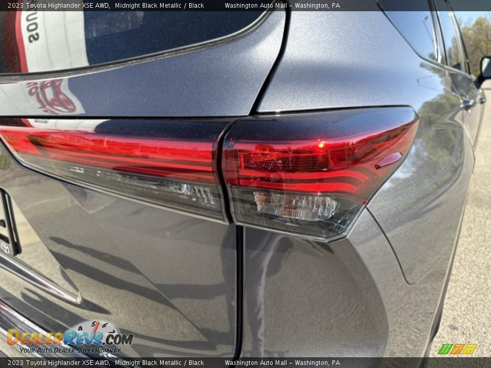 2023 Toyota Highlander XSE AWD Midnight Black Metallic / Black Photo #27