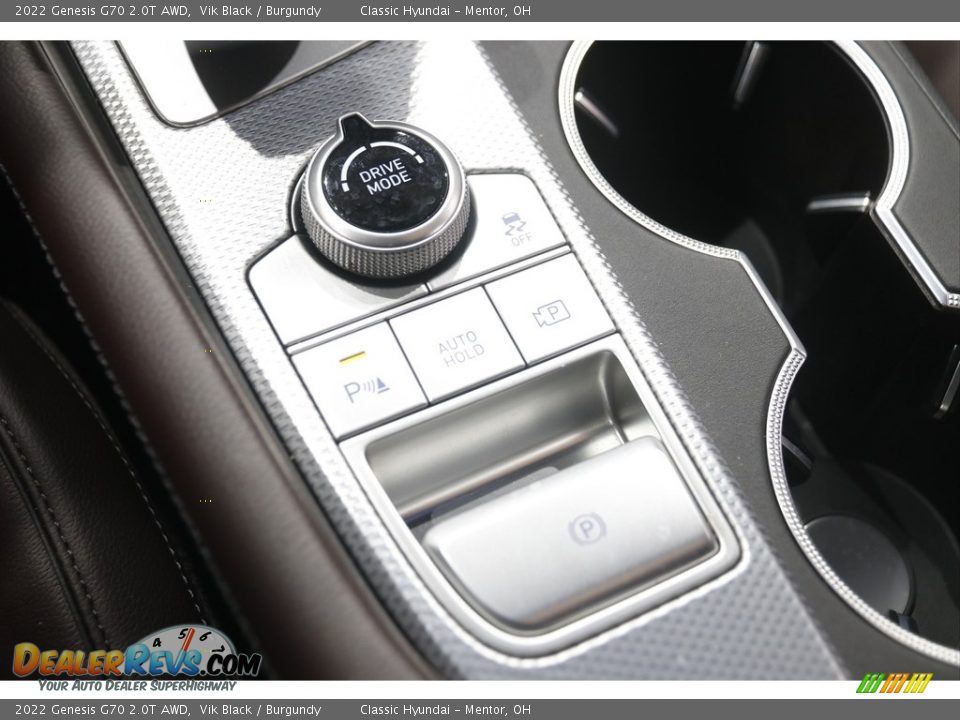 Controls of 2022 Genesis G70 2.0T AWD Photo #20