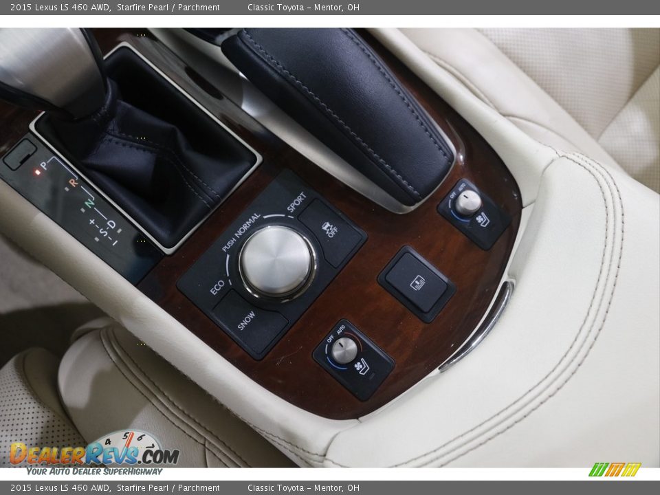 Controls of 2015 Lexus LS 460 AWD Photo #15