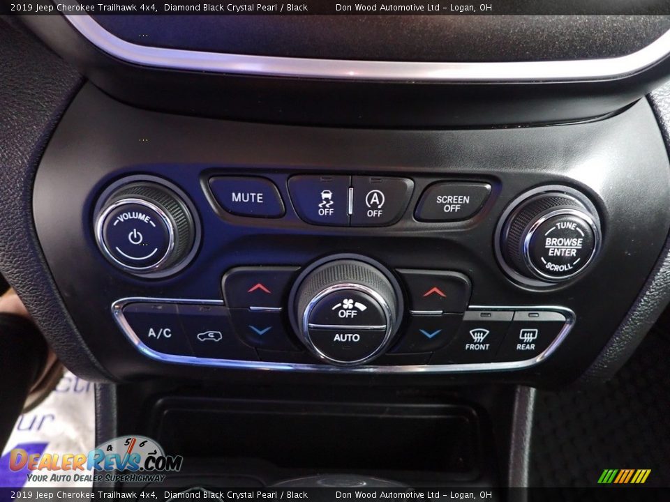 2019 Jeep Cherokee Trailhawk 4x4 Diamond Black Crystal Pearl / Black Photo #21