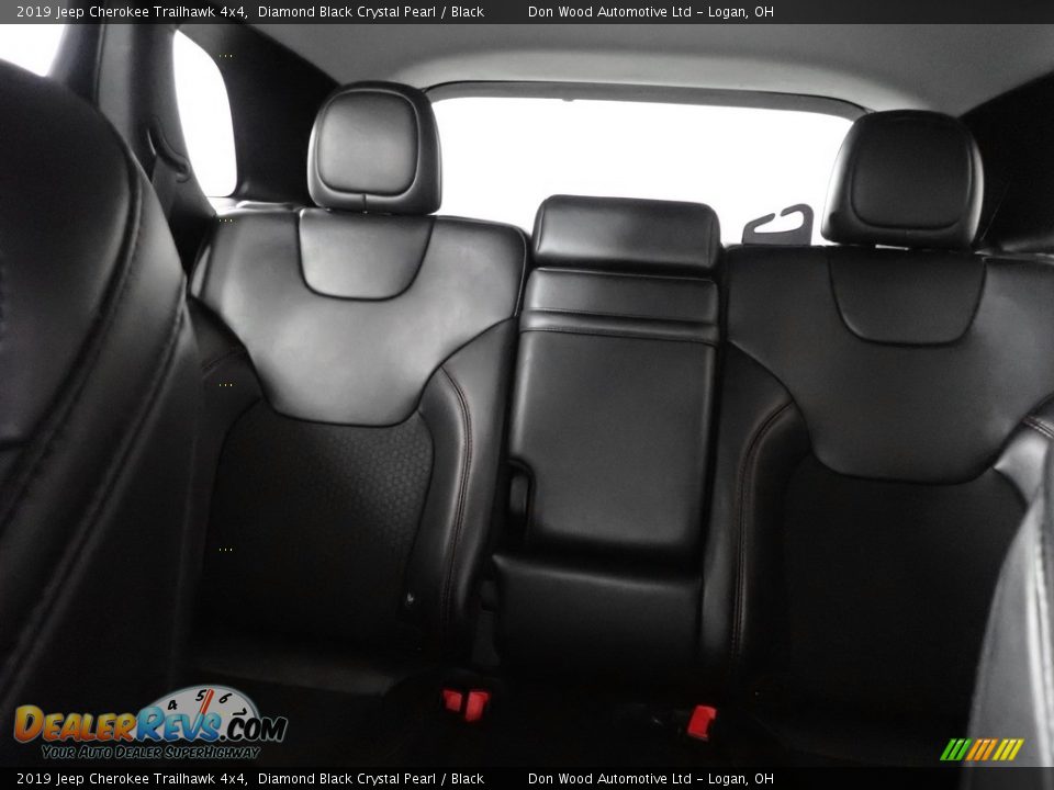 2019 Jeep Cherokee Trailhawk 4x4 Diamond Black Crystal Pearl / Black Photo #23