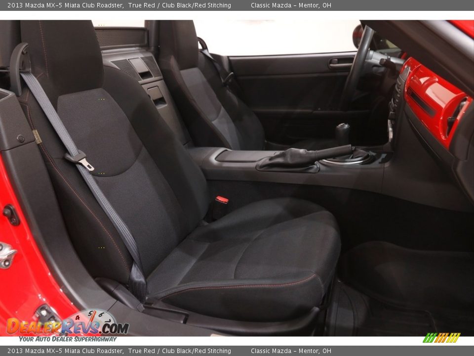 Front Seat of 2013 Mazda MX-5 Miata Club Roadster Photo #15