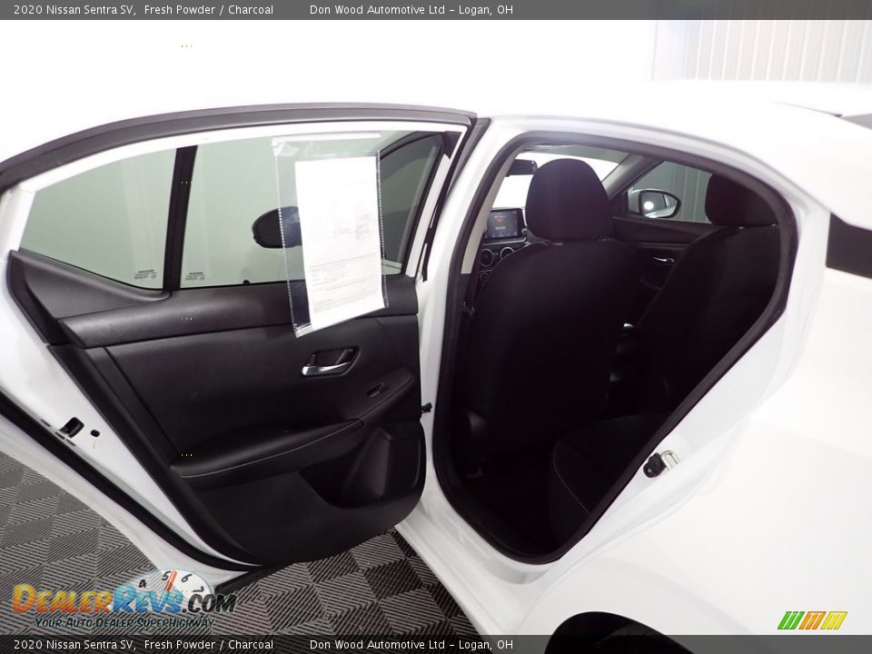 2020 Nissan Sentra SV Fresh Powder / Charcoal Photo #20