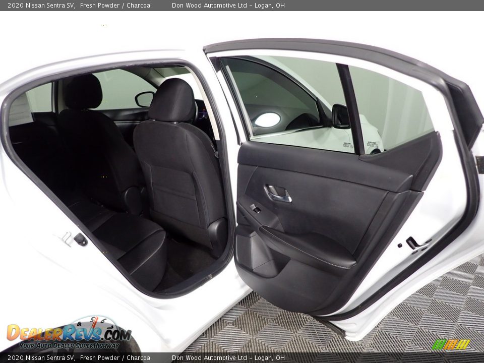 2020 Nissan Sentra SV Fresh Powder / Charcoal Photo #25