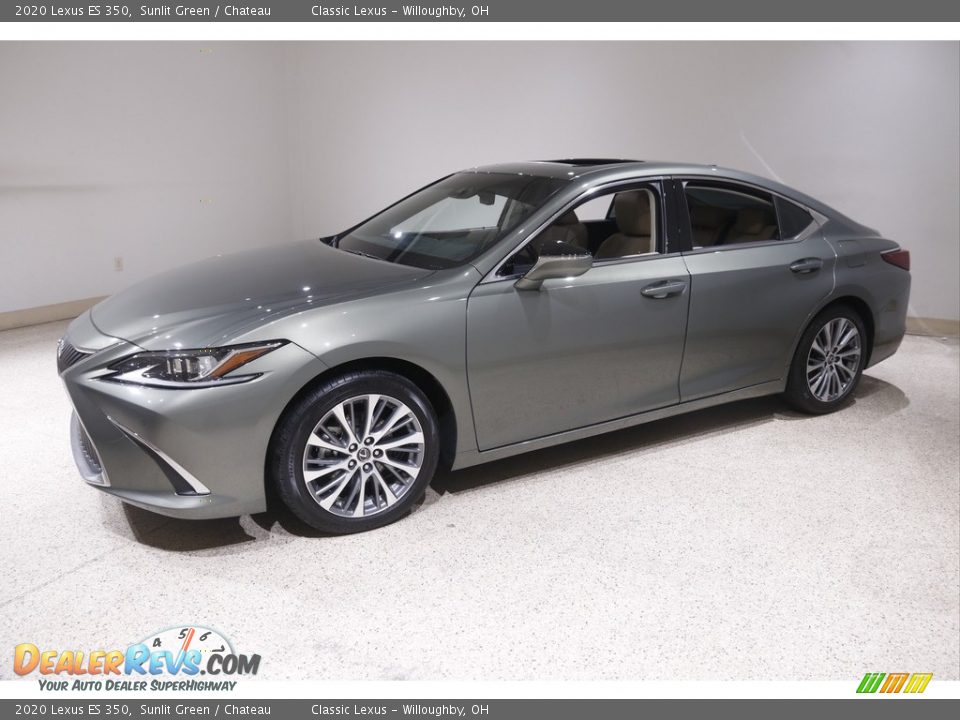 Front 3/4 View of 2020 Lexus ES 350 Photo #3