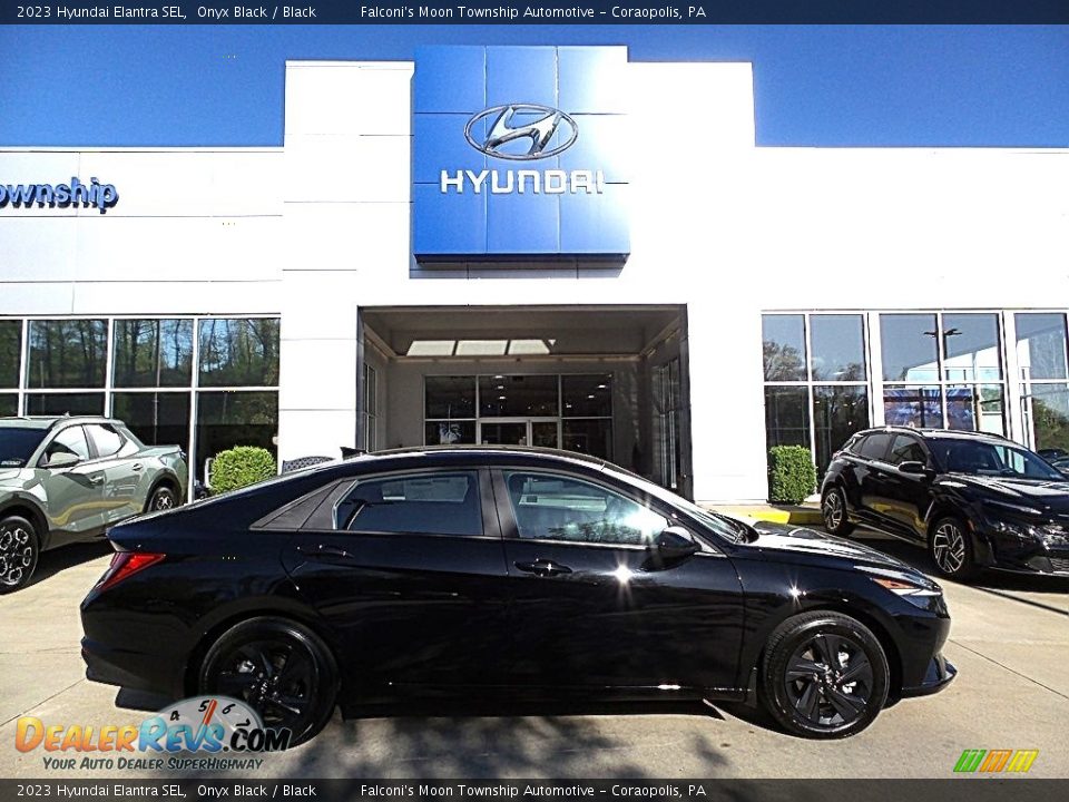 2023 Hyundai Elantra SEL Onyx Black / Black Photo #1