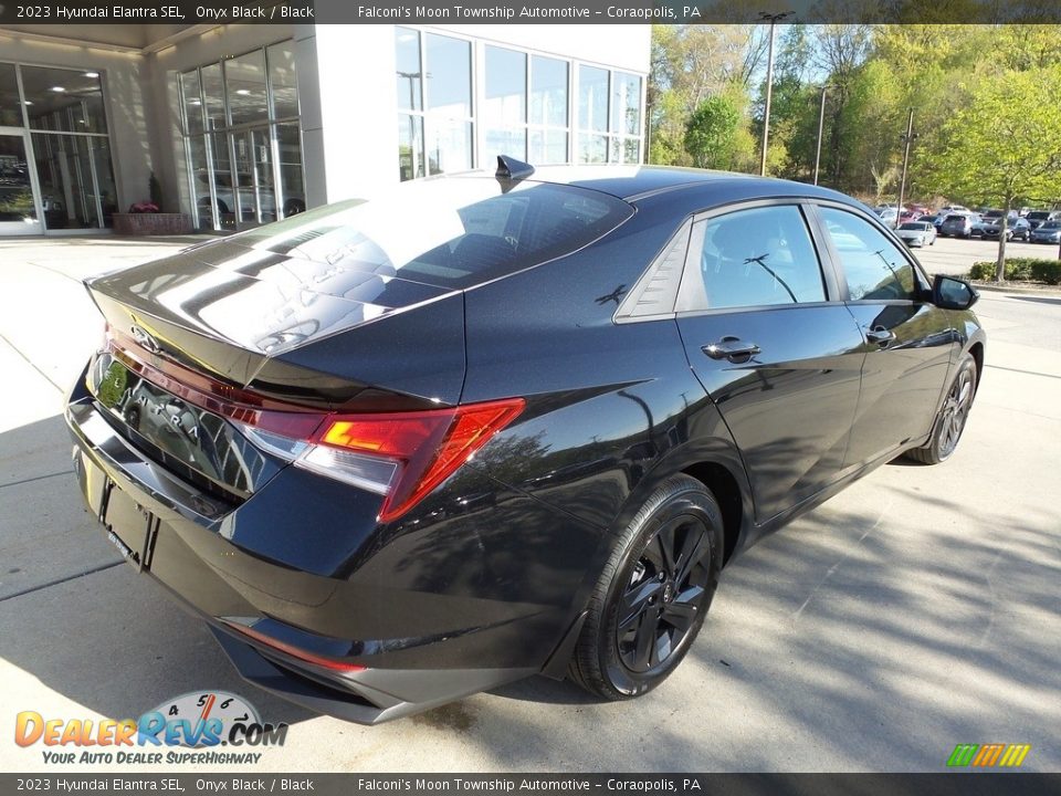 2023 Hyundai Elantra SEL Onyx Black / Black Photo #2