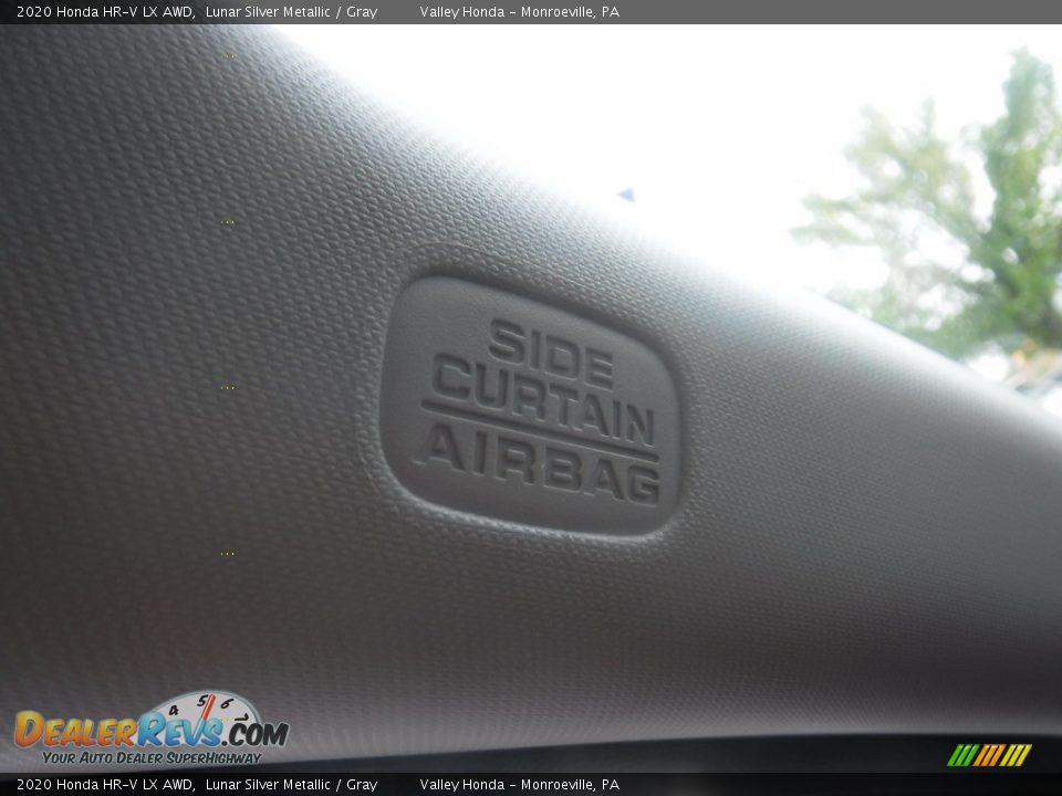 2020 Honda HR-V LX AWD Lunar Silver Metallic / Gray Photo #18