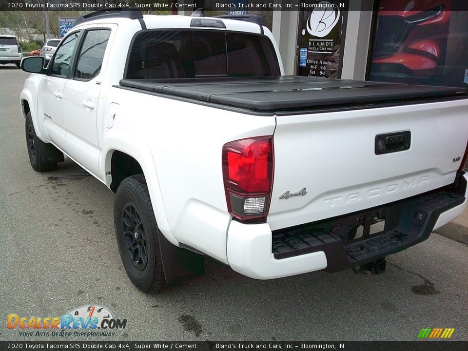 2020 Toyota Tacoma SR5 Double Cab 4x4 Super White / Cement Photo #10