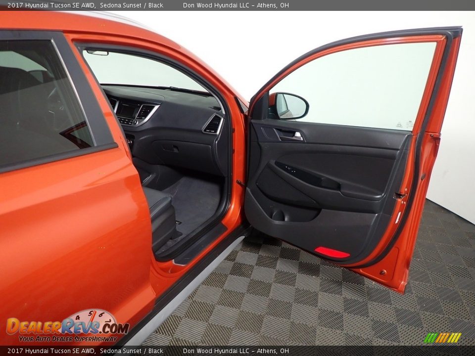 2017 Hyundai Tucson SE AWD Sedona Sunset / Black Photo #35