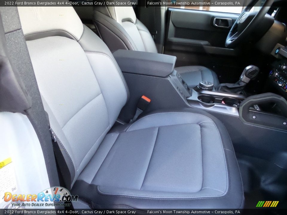Front Seat of 2022 Ford Bronco Everglades 4x4 4-Door Photo #13