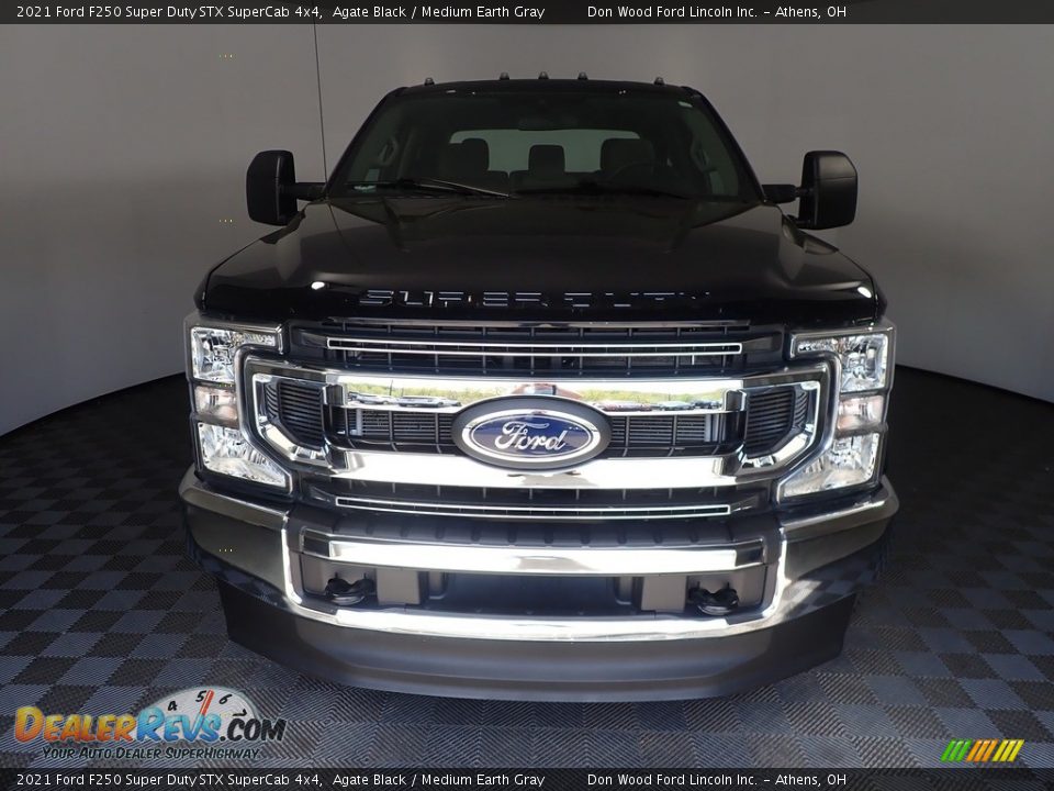 2021 Ford F250 Super Duty STX SuperCab 4x4 Agate Black / Medium Earth Gray Photo #5