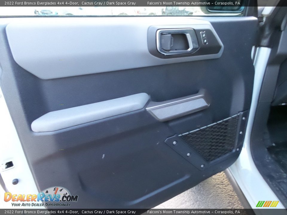 Door Panel of 2022 Ford Bronco Everglades 4x4 4-Door Photo #20