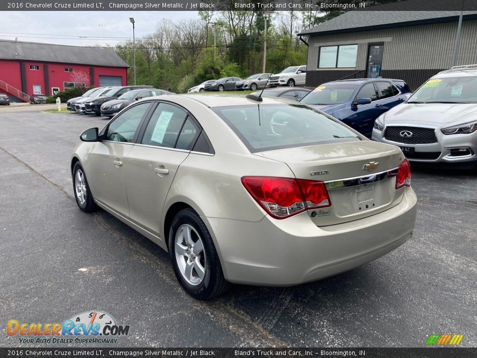 2016 Chevrolet Cruze Limited LT Champagne Silver Metallic / Jet Black Photo #3