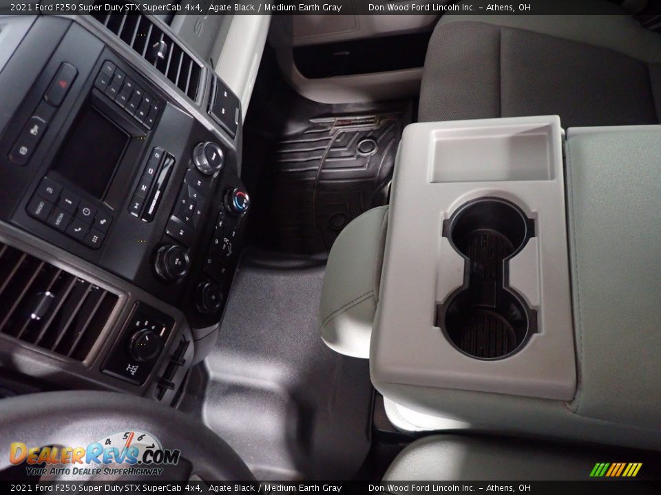 2021 Ford F250 Super Duty STX SuperCab 4x4 Agate Black / Medium Earth Gray Photo #30