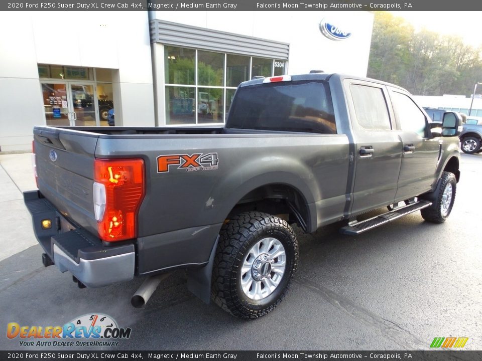 2020 Ford F250 Super Duty XL Crew Cab 4x4 Magnetic / Medium Earth Gray Photo #2