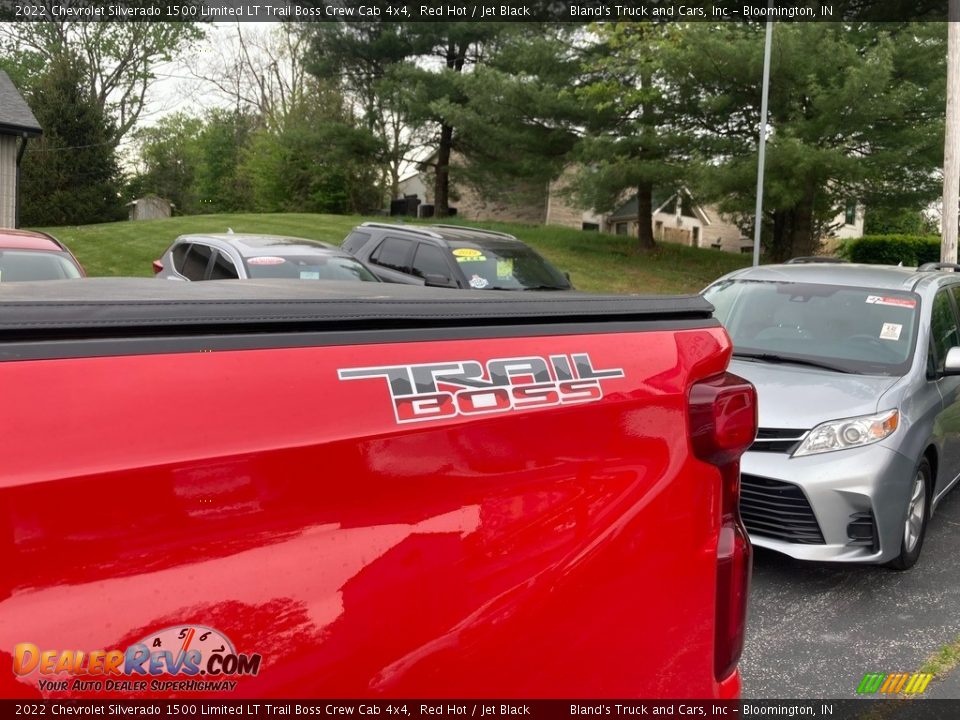 2022 Chevrolet Silverado 1500 Limited LT Trail Boss Crew Cab 4x4 Red Hot / Jet Black Photo #12