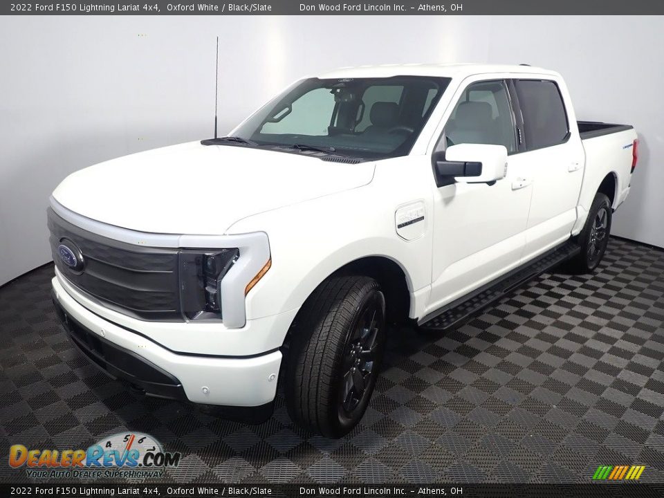 2022 Ford F150 Lightning Lariat 4x4 Oxford White / Black/Slate Photo #10