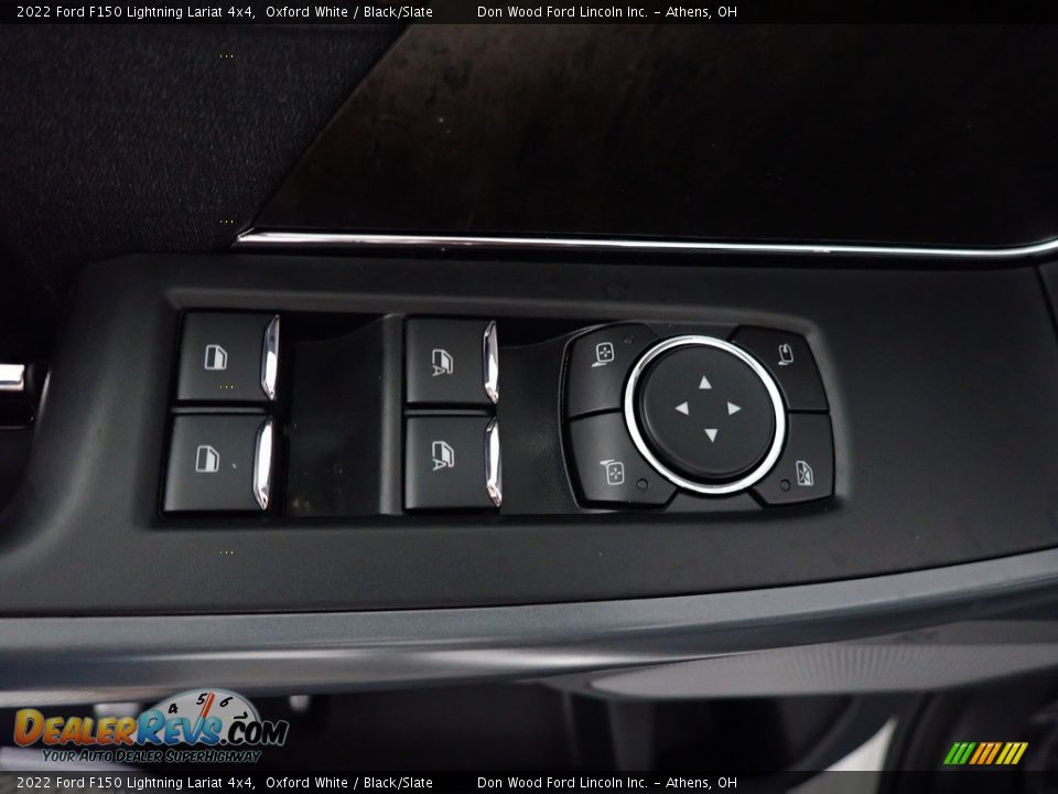 2022 Ford F150 Lightning Lariat 4x4 Oxford White / Black/Slate Photo #20