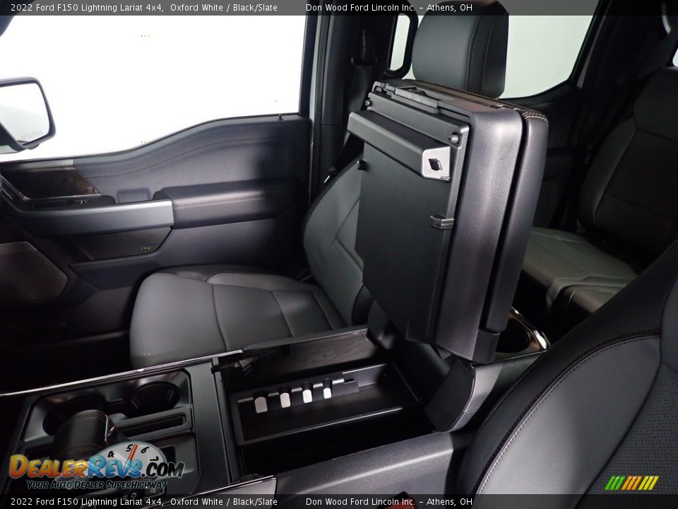 2022 Ford F150 Lightning Lariat 4x4 Oxford White / Black/Slate Photo #32