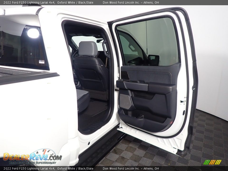 Door Panel of 2022 Ford F150 Lightning Lariat 4x4 Photo #35