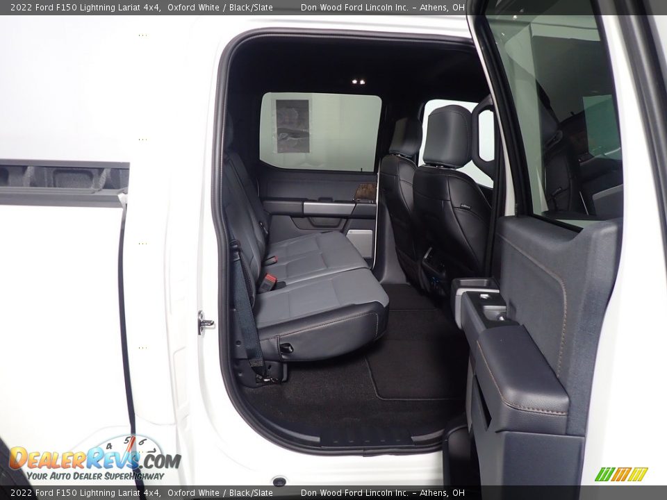 2022 Ford F150 Lightning Lariat 4x4 Oxford White / Black/Slate Photo #36
