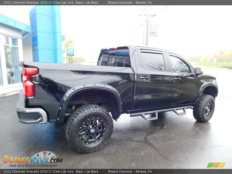 2021 Chevrolet Silverado 1500 LT Crew Cab 4x4 Black / Jet Black Photo #9