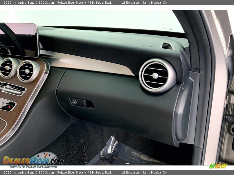 2020 Mercedes-Benz C 300 Sedan Mojave Silver Metallic / Silk Beige/Black Photo #16