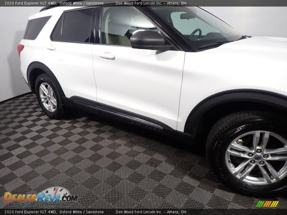 2020 Ford Explorer XLT 4WD Oxford White / Sandstone Photo #4