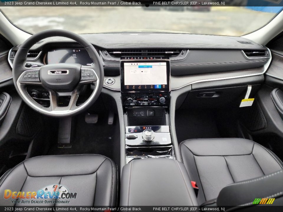 Dashboard of 2023 Jeep Grand Cherokee L Limited 4x4 Photo #8
