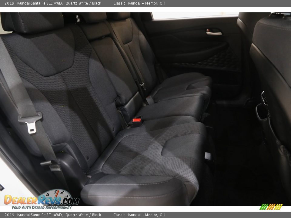 2019 Hyundai Santa Fe SEL AWD Quartz White / Black Photo #15