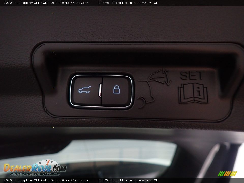 2020 Ford Explorer XLT 4WD Oxford White / Sandstone Photo #15